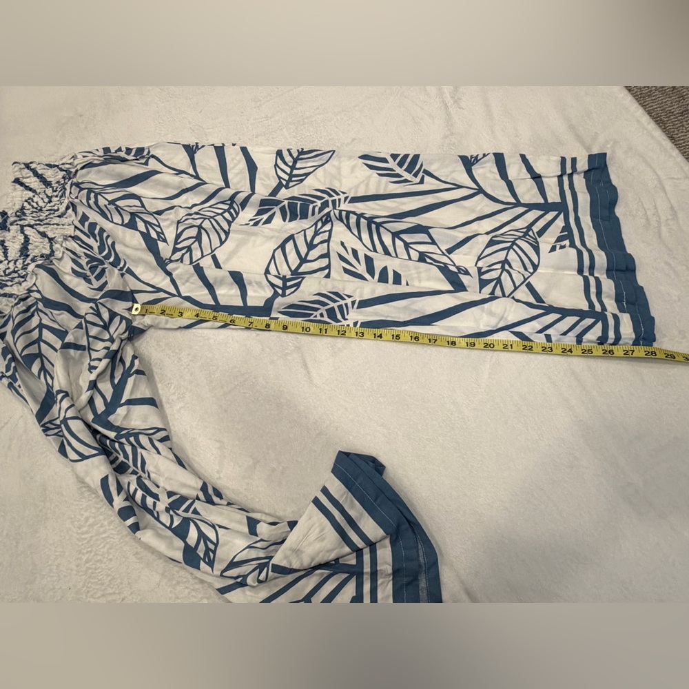 ISH Blue and White Leaf Print Wide Leg Pants - Picture 4 of 7
